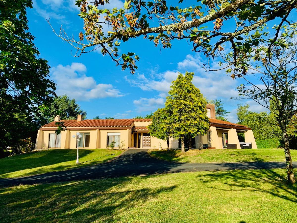 Villa Du Bois Verts Ле-Эрбье Экстерьер фото
